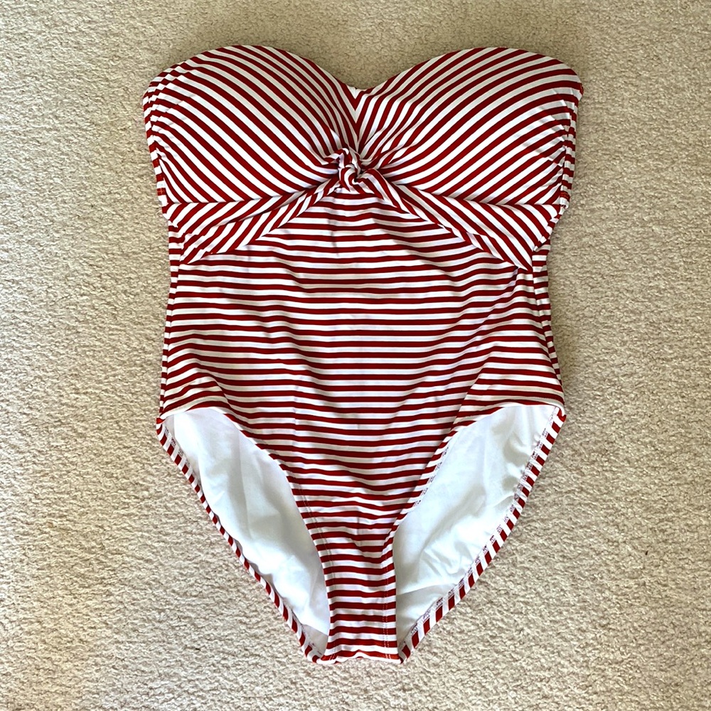 Strapless one piece swimsuit